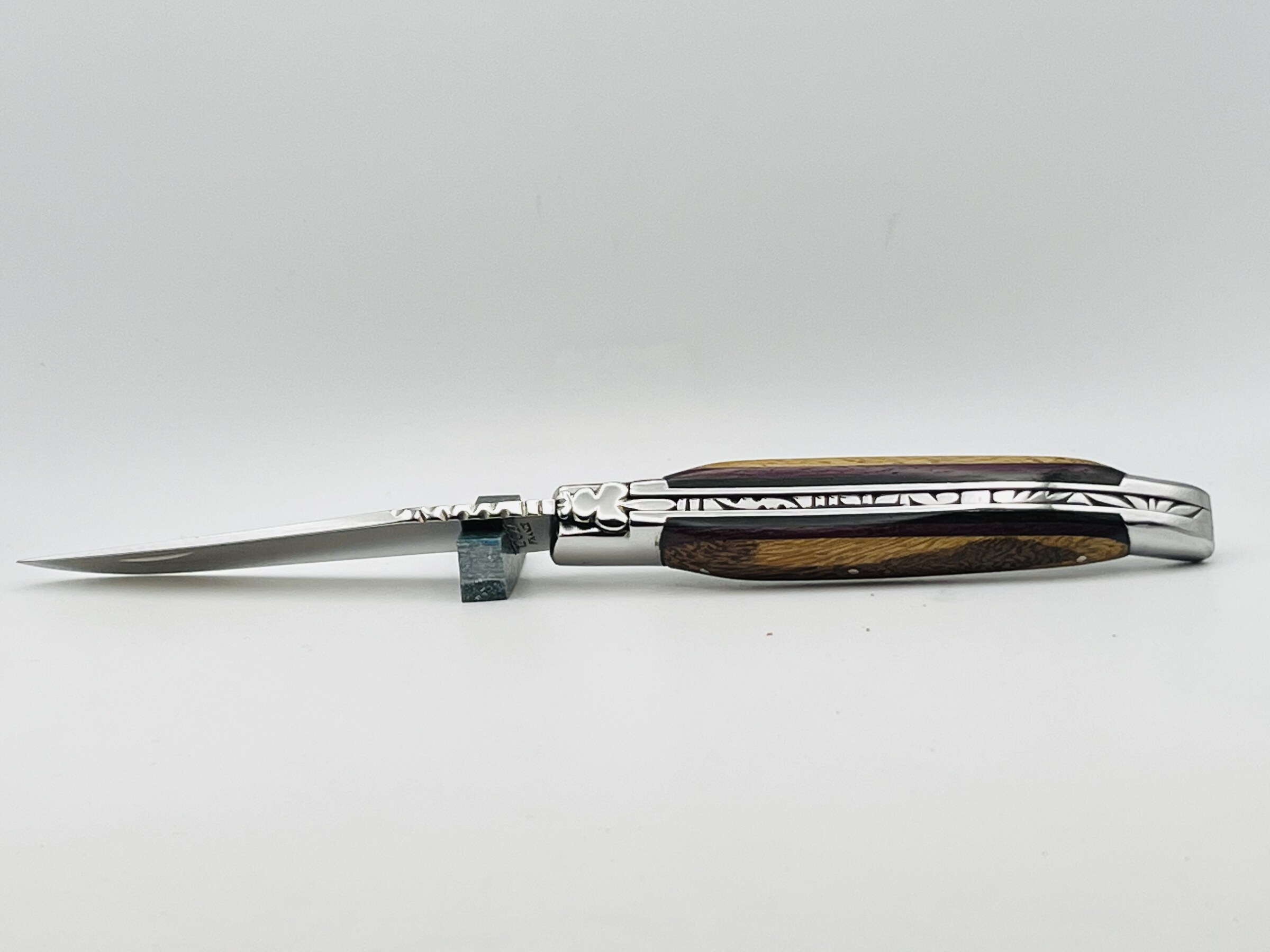 Couteau artisanal Bois de serpent Amarante et Ebene