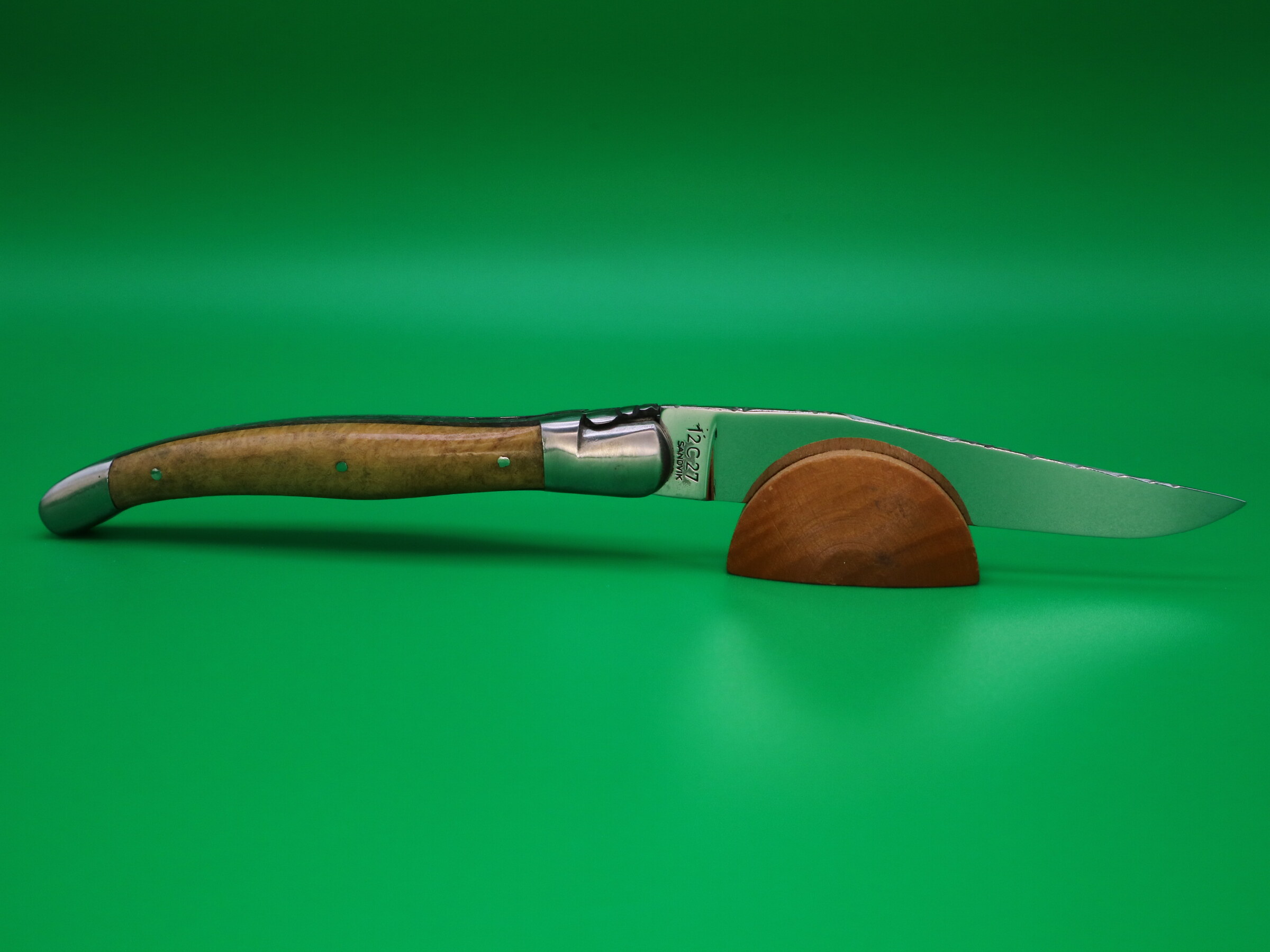 Couteau en Palissandre et Robinier