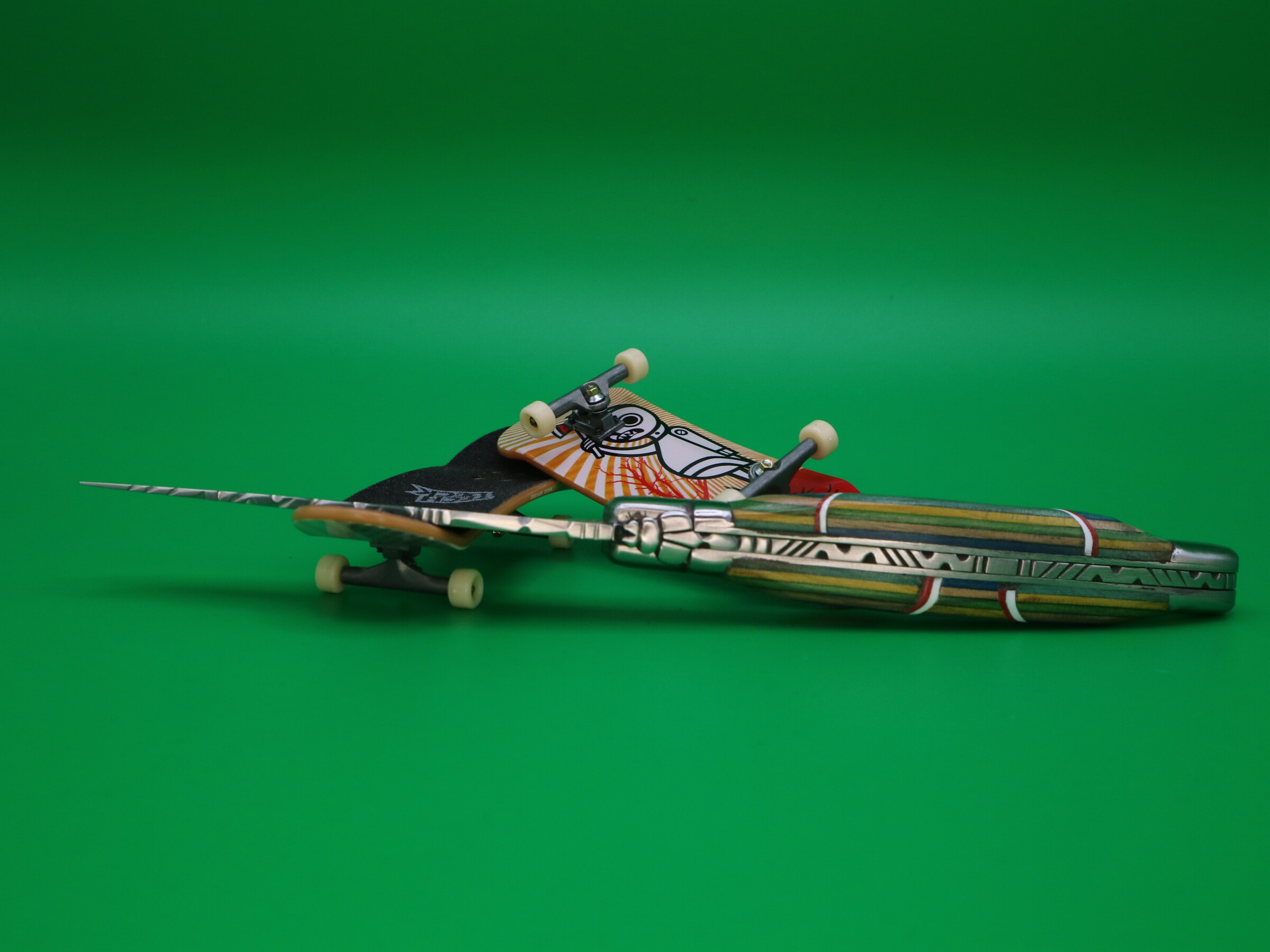 Couteau Skateboard et CB