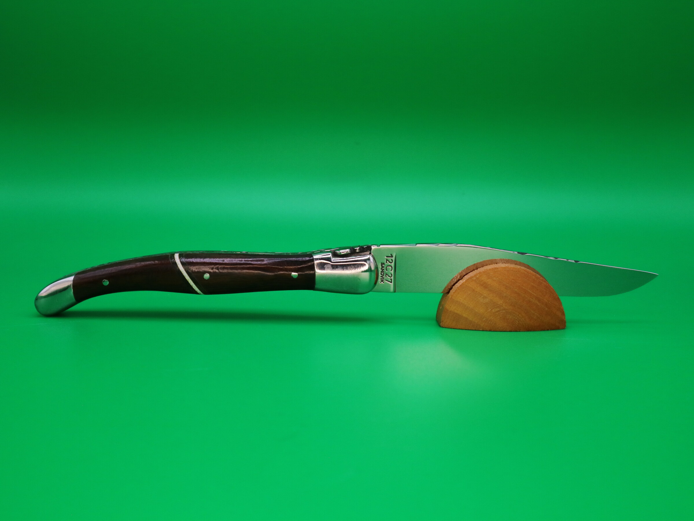 Couteau Noyer Turc Ébène et CB